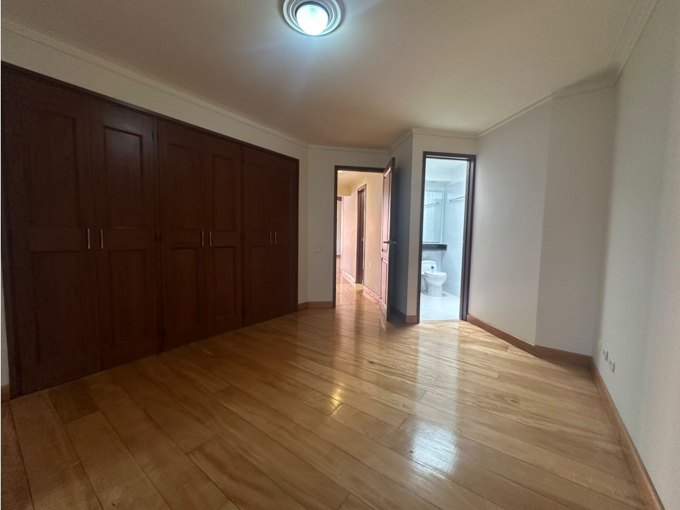 Inmobiliaria servibienes renta penthouse en conquistadores — foto 5