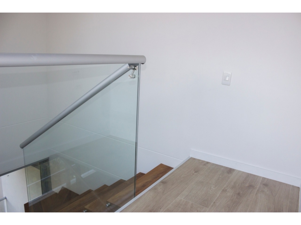 Rento o vendo apartamento duplex en envigado — foto 3