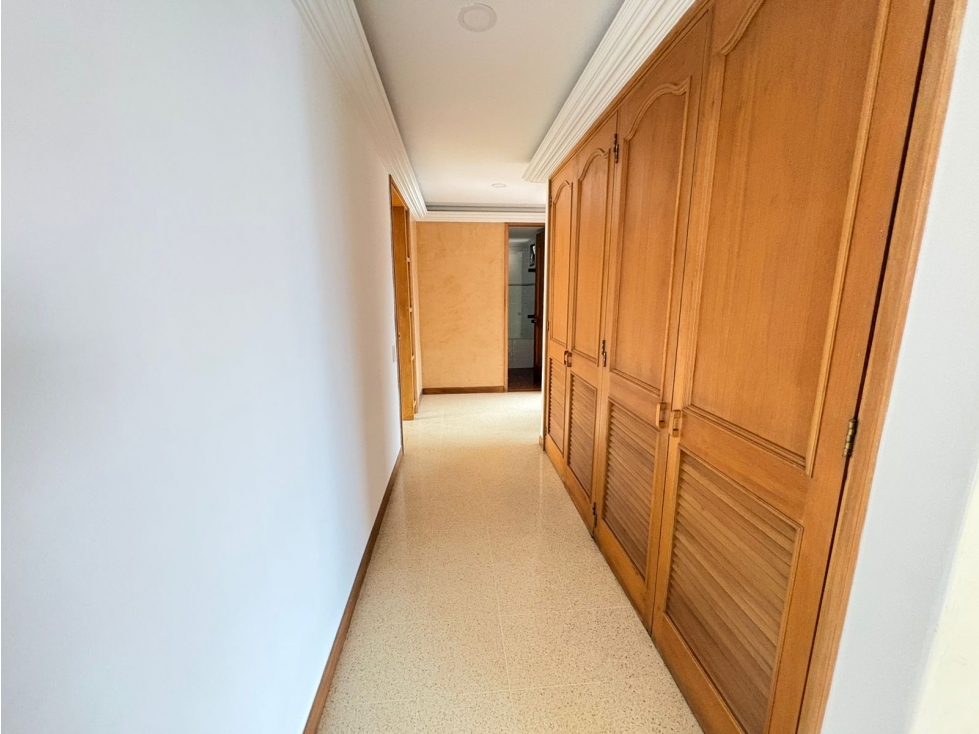 Rento apartamento en laureles — foto 3