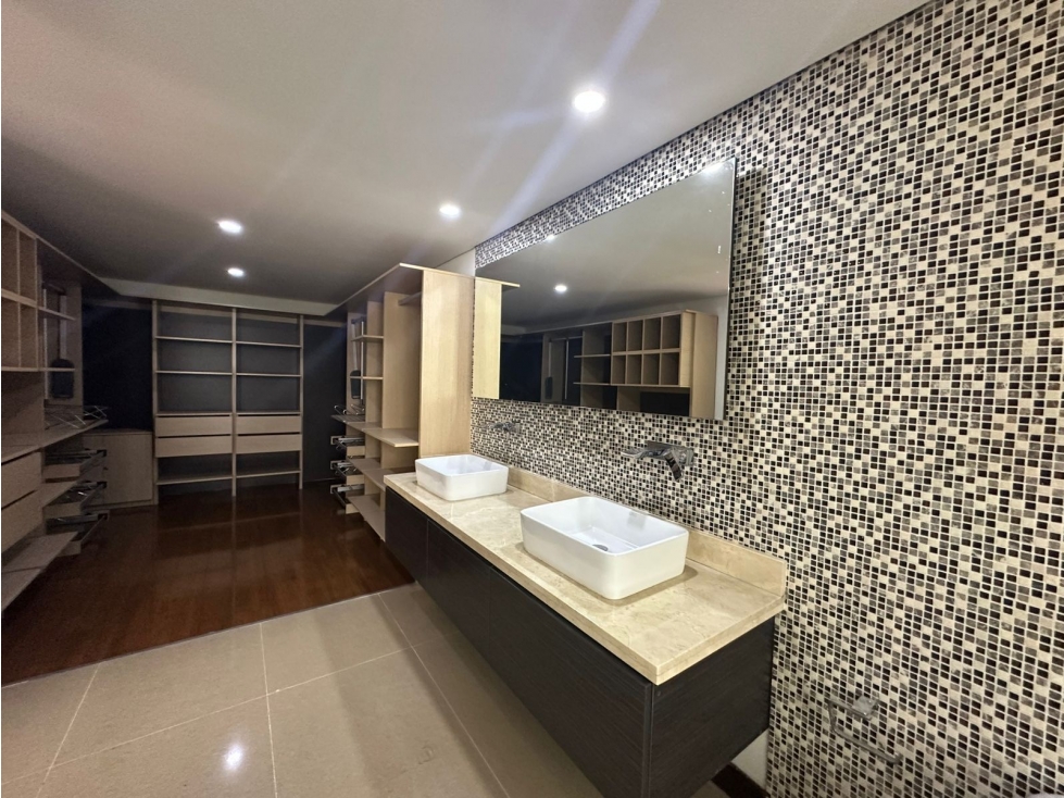 Rento apartamento en laureles — foto 3