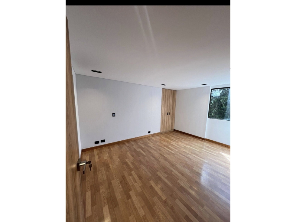 Rento apartamento remodelado en el poblado — foto 4