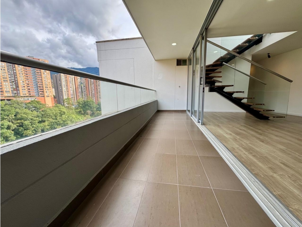Rento o vendo apartamento duplex en envigado — foto 5