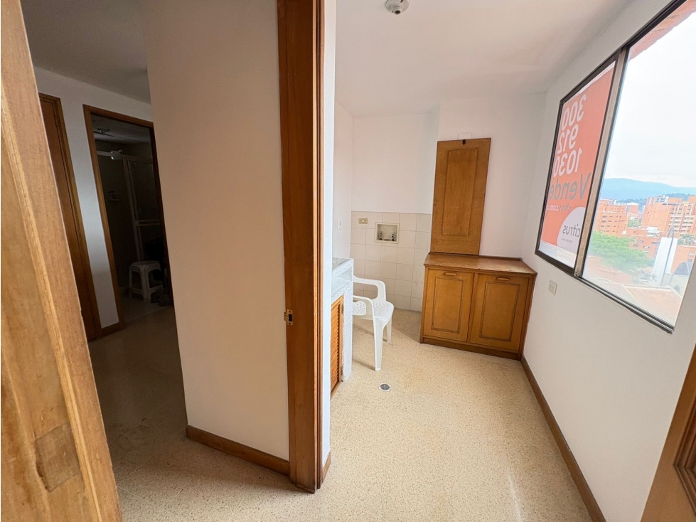Rento apartamento en laureles — foto 5