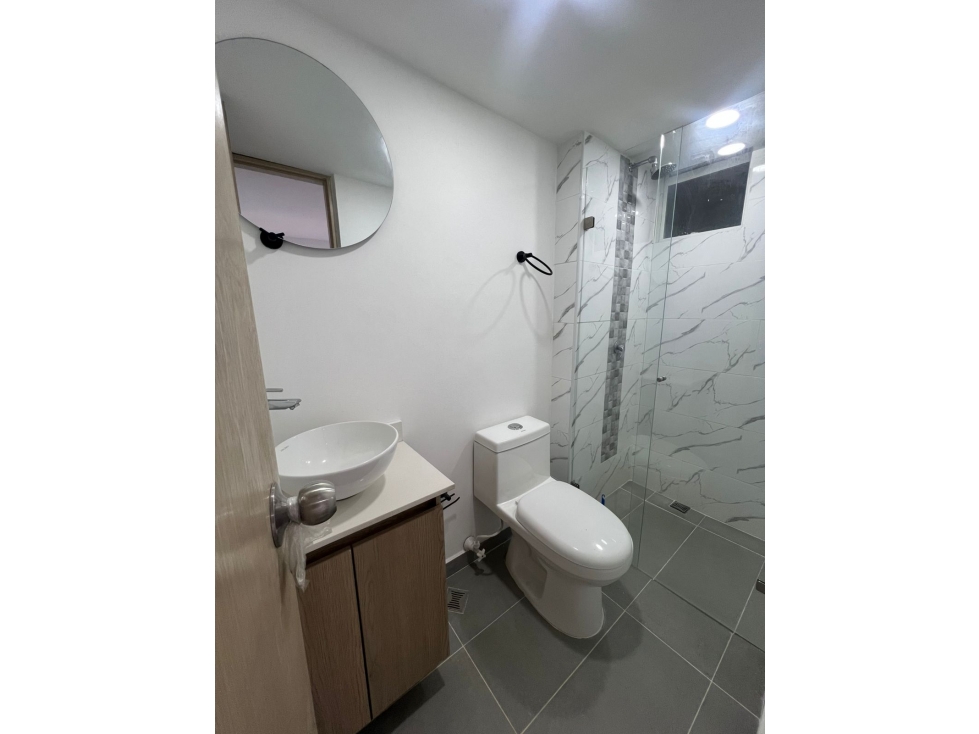SE RENTA APARTAMENTO EN PATA ESTRENAR EN SABANETA — foto 5