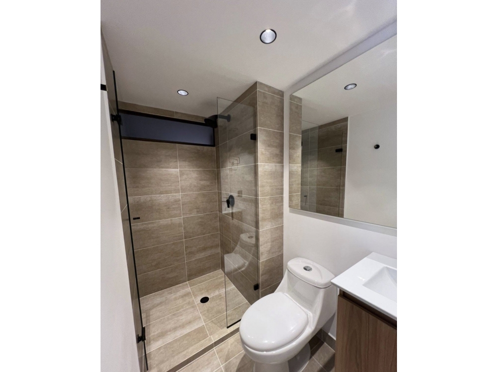 Rento apartamento remodelado en el poblado — foto 6