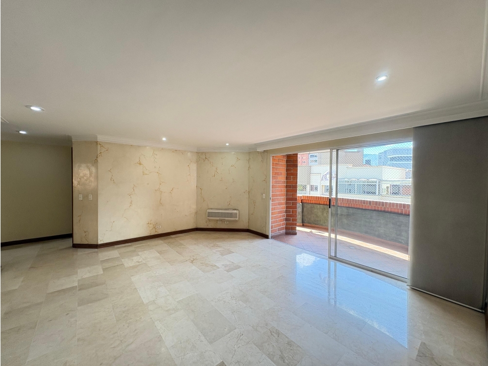 Inmobiliaria servibienes renta apartamento en laureles.