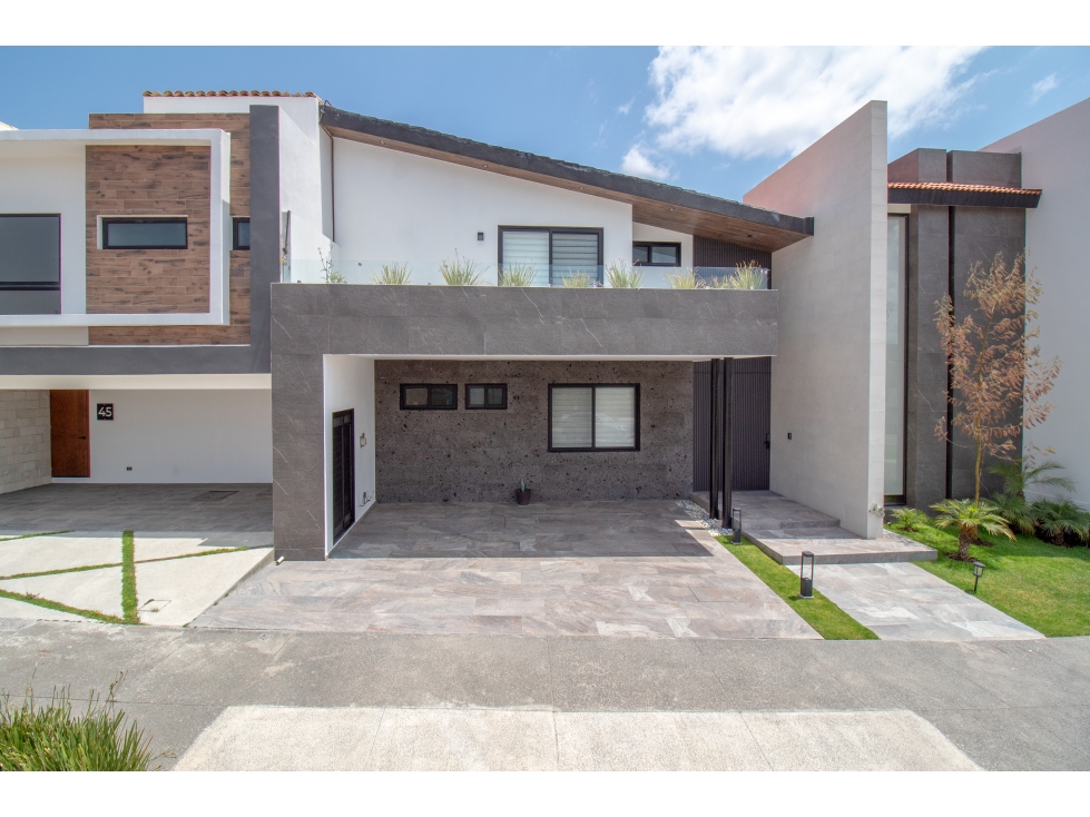 Casa en Venta en Lomas de Angelopolis — foto 2