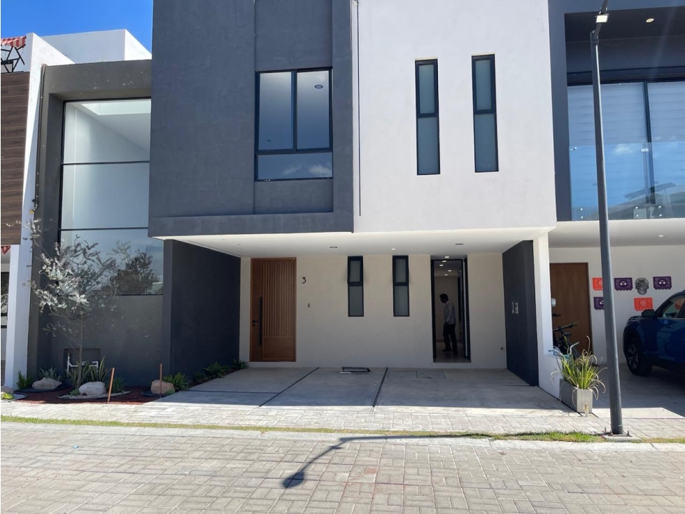 Casa en venta en Lomas de Angelopolis