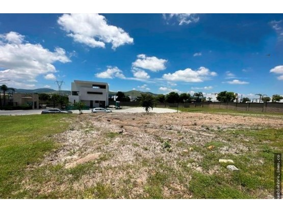 Terreno en Venta en Lomas de Angelópolis III - 2