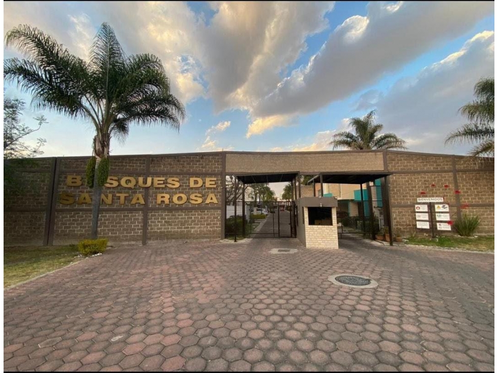 Casa en venta en zona plaza San Diego