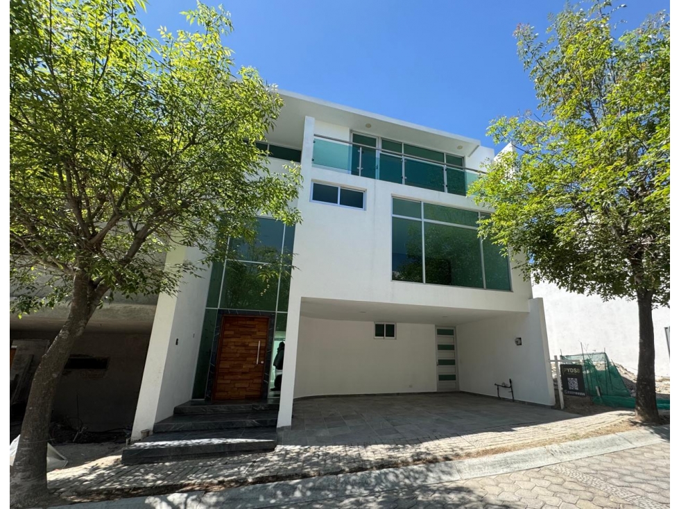 Casa en Venta Lomas de Angelópolis, Parque Cuernavaca.