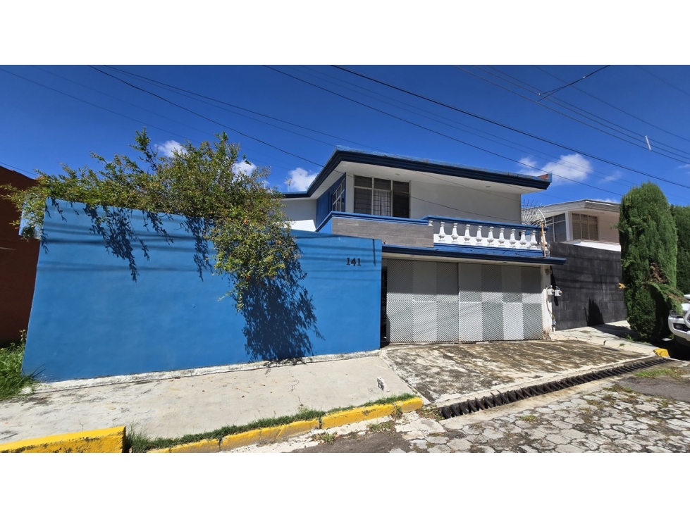 Casa en Venta en Lomas del Marmol — foto 2