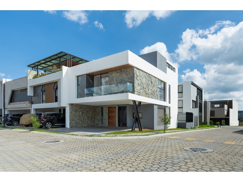 Casa en Venta en Lomas de Angelópolis III — foto 2