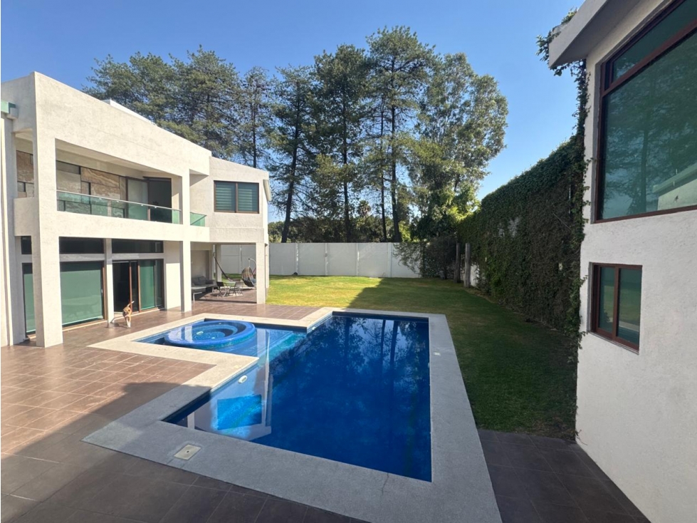 Casa de Lujo en Venta en La Carcaña, San Pedro Cholula