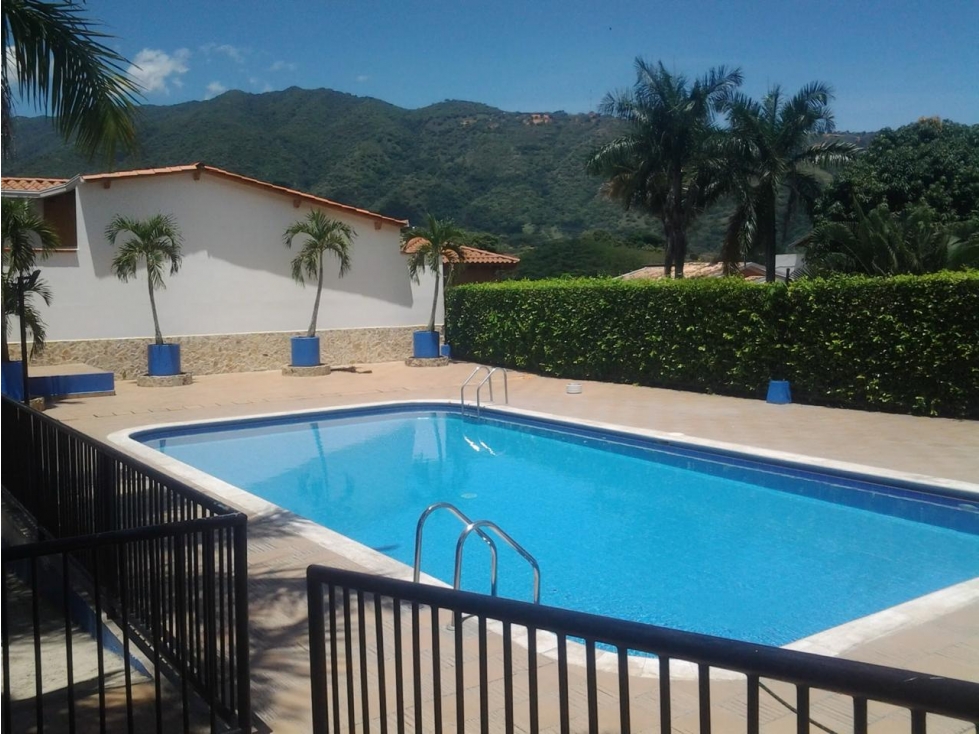 Venta De Casa En Condominio Agua Azul, San Jeronimo