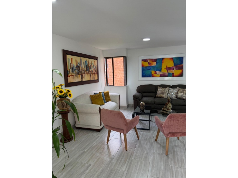 Venta De Apartamento En La Milla De Oro, Poblado, Medellin — foto 5