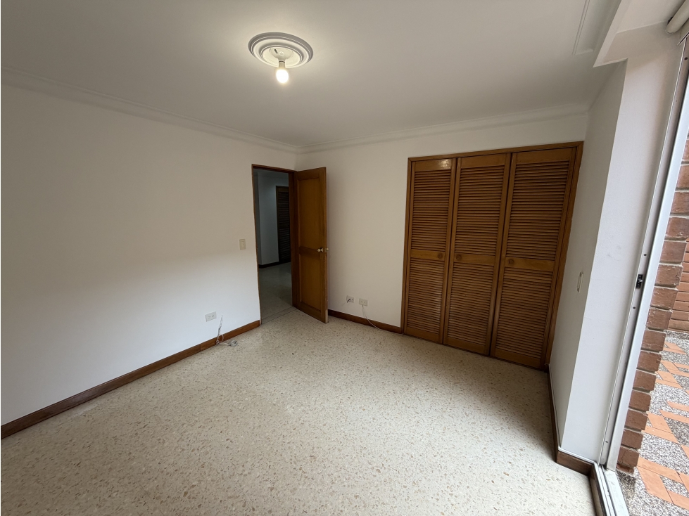 Excelente apartamento en Laureles a la venta — foto 6