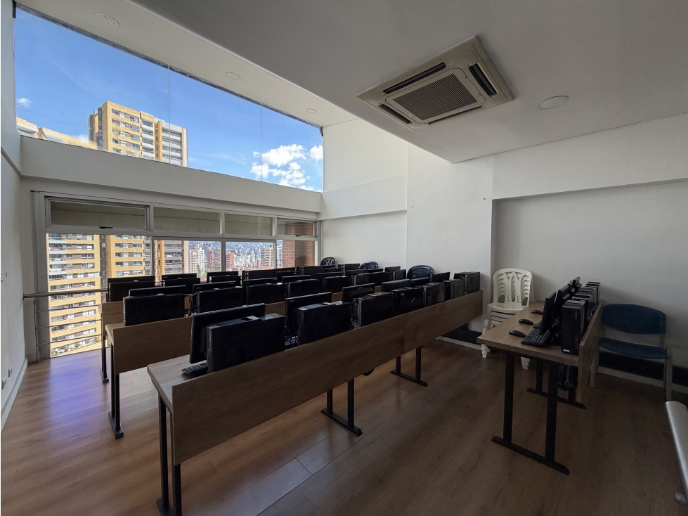 Oficina En Arriendo En Palms Avenue