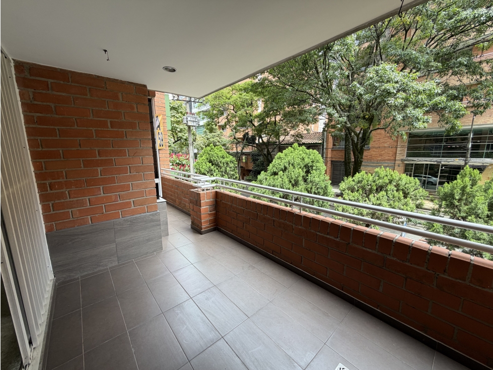Excelente apartamento en Laureles a la venta
