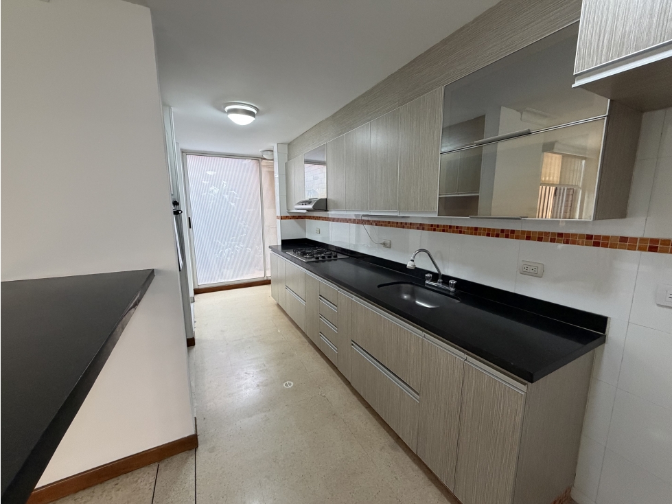 Excelente apartamento en Laureles a la venta — foto 5