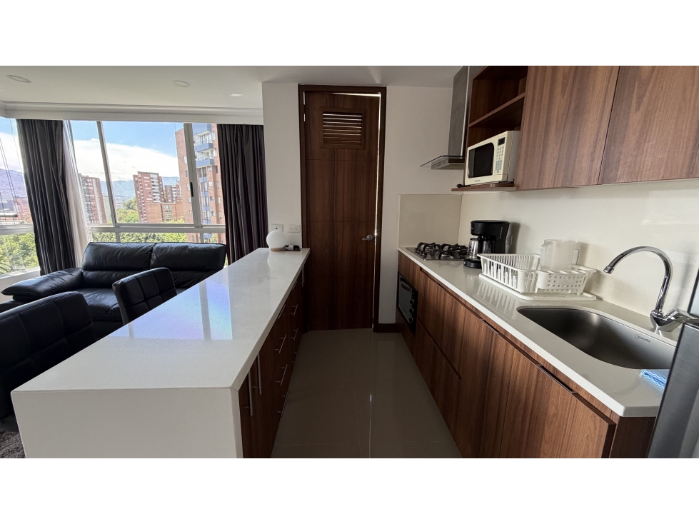 Apartamento con gran distribución en el Poblado, Loma del Encierro — foto 5