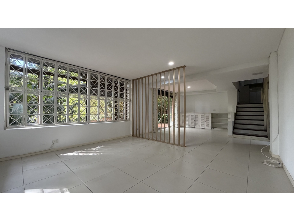 Apartaestudio con terraza en arriendo Loma del Tesoro — foto 4