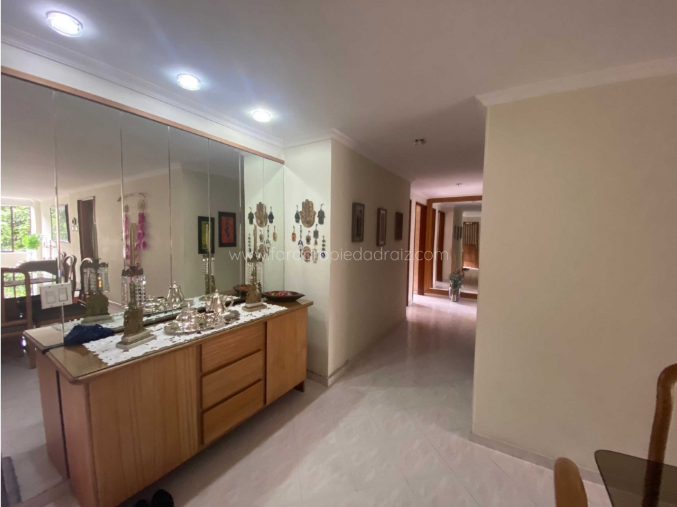 Amplio apartamento en arriendo en La Concha, El Poblado — foto 4