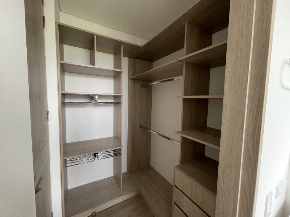 Arriendo exclusivo apartamento con patio en Llanogrande — foto 6