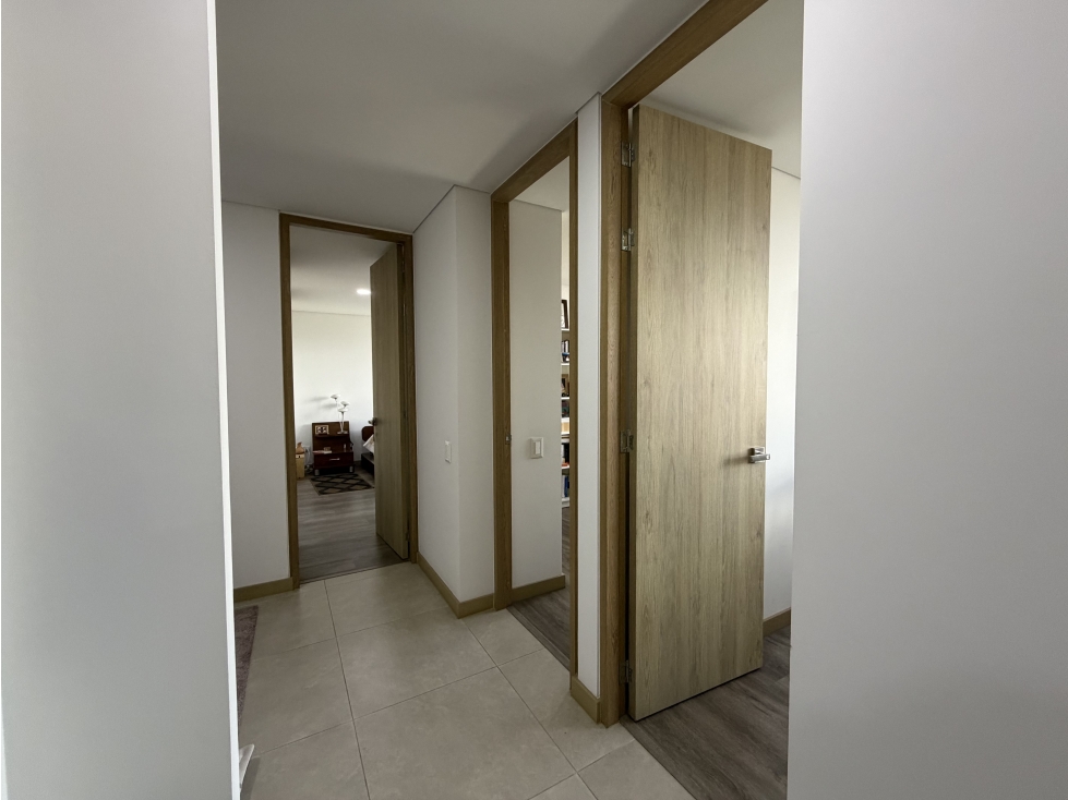 Apartamento en arriendo con vista espectacular a la ciudad — foto 6