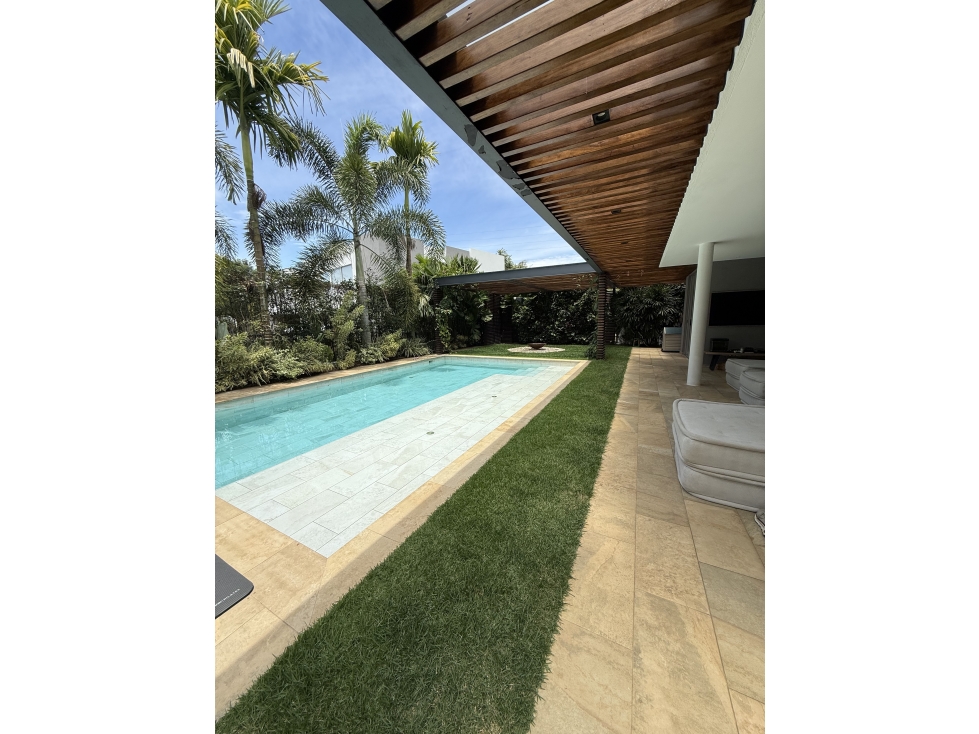 SE VENDE ESPECTACULAR CASA CAMPESTRE EN PANCE