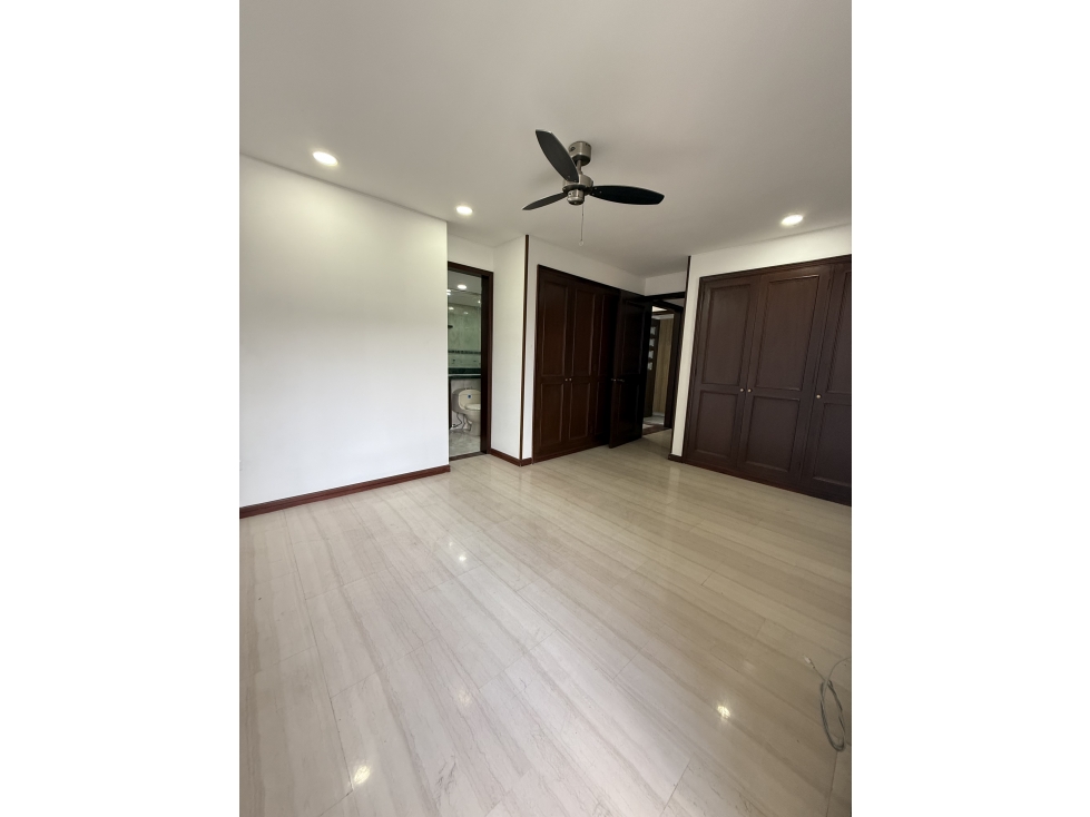 SE ALQUILA APTO EN EL OESTE — foto 6
