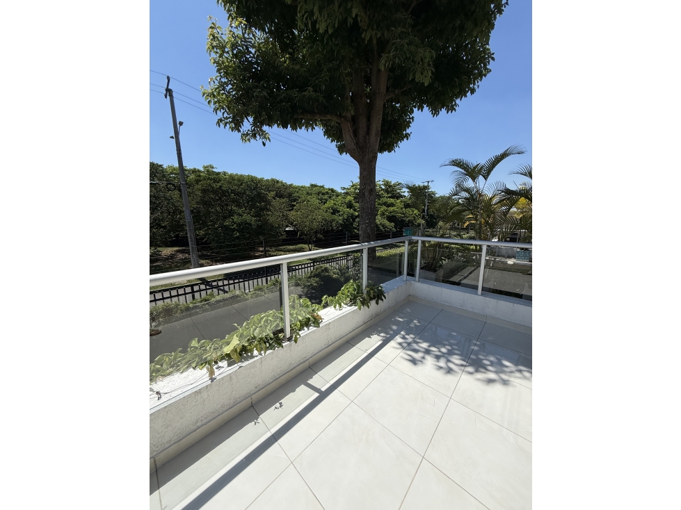 VENTA DE CASA EN ALFAGUARA - 1