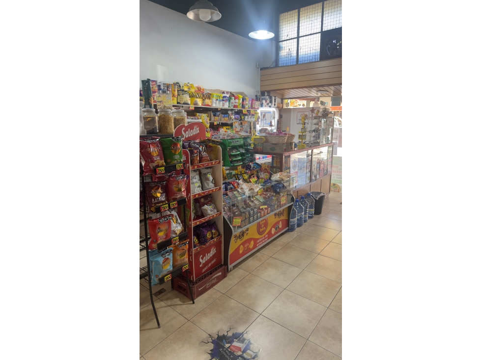 VENTA LA FALDA FONDO DE COMERCIO LOT. DE CÓRDOBA + KIOSCO - 2