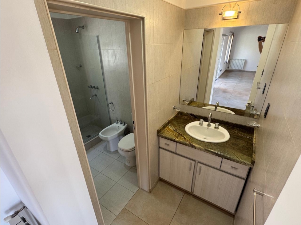 VENTA LA FALDA CASA + 2 DEPARTAMENTOS PROPIEDAD PREMIUM - 3