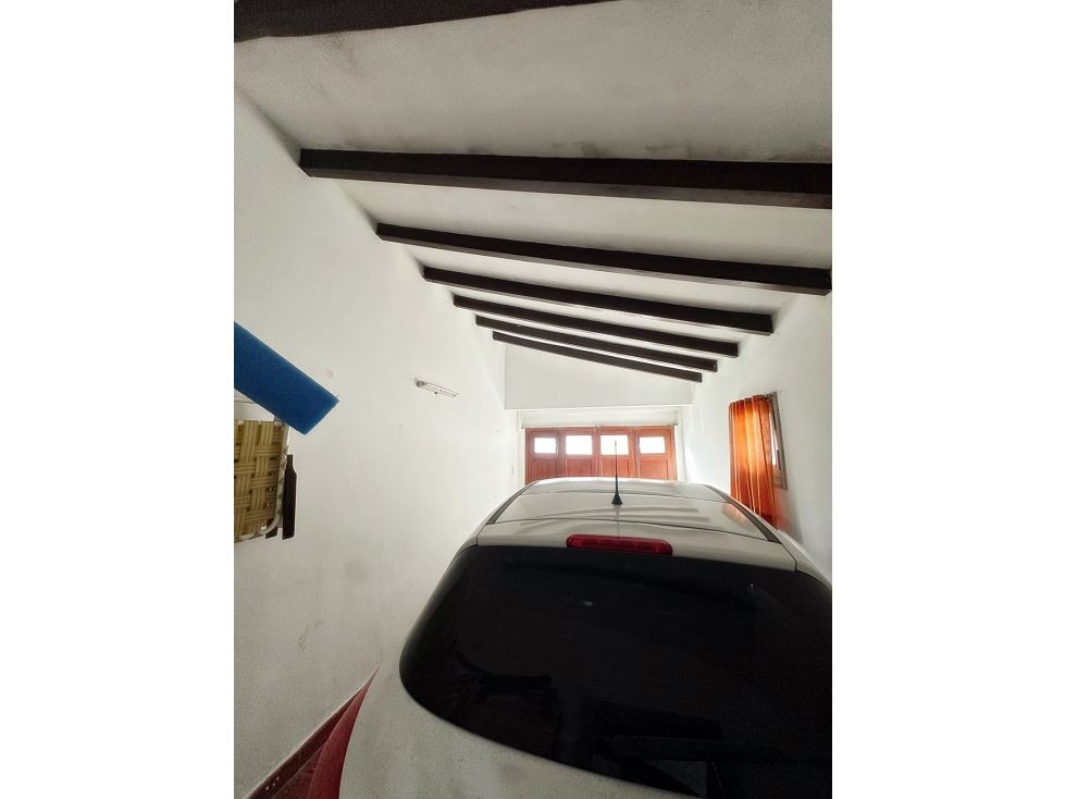 VENTA LA FALDA 2 DORM CENTRICA OPORTUNIDAD - 6