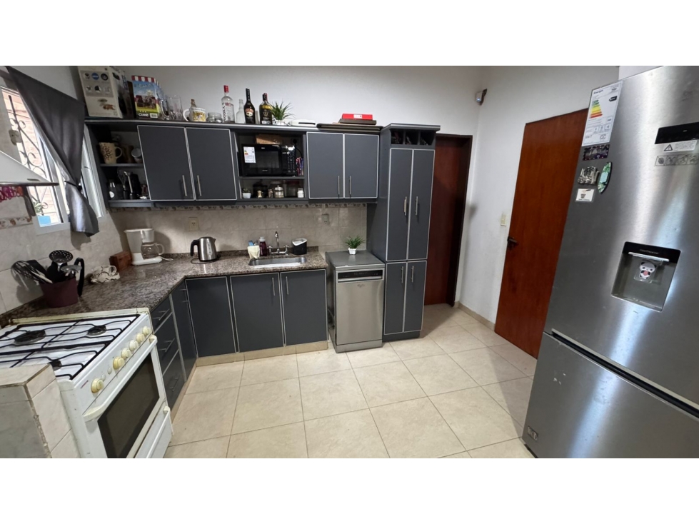 VENTA LA FALDA 3 DORM. 2 BAÑOS B.RESIDENCIAL EL DOMINADOR PILETA - 2