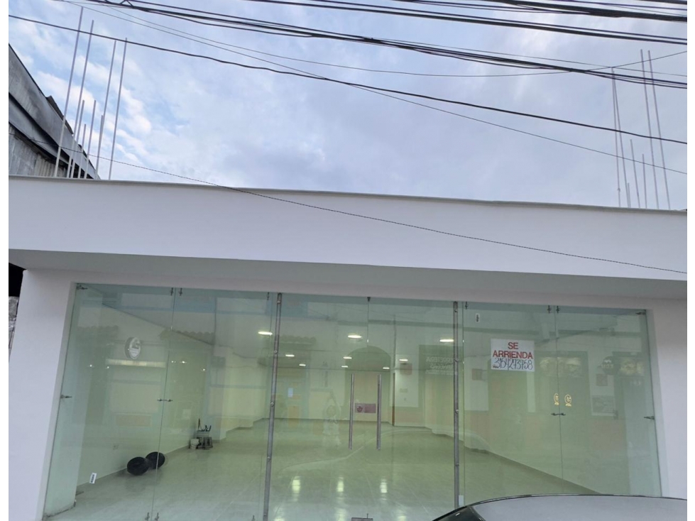 LOCAL COMERCIAL CIRCASIA CERCA A LA PLAZA - 4