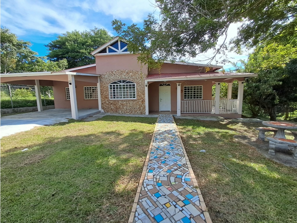 Amplia y Cómoda Casa en Alquiler, El Carmen, Vía Chigoré - 2
