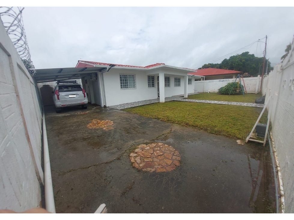 VENDO en Penonomé Tú Hogar con Piscina Te Está Esperando!