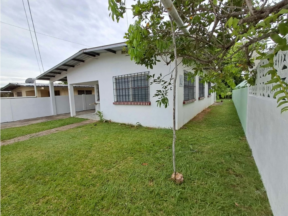 CASA EN 4TO CENTENARIO - 3