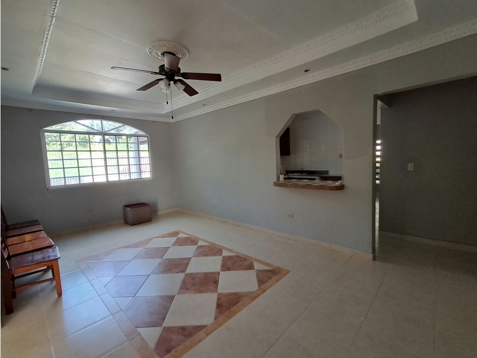 Amplia y Cómoda Casa en Alquiler, El Carmen, Vía Chigoré - 4