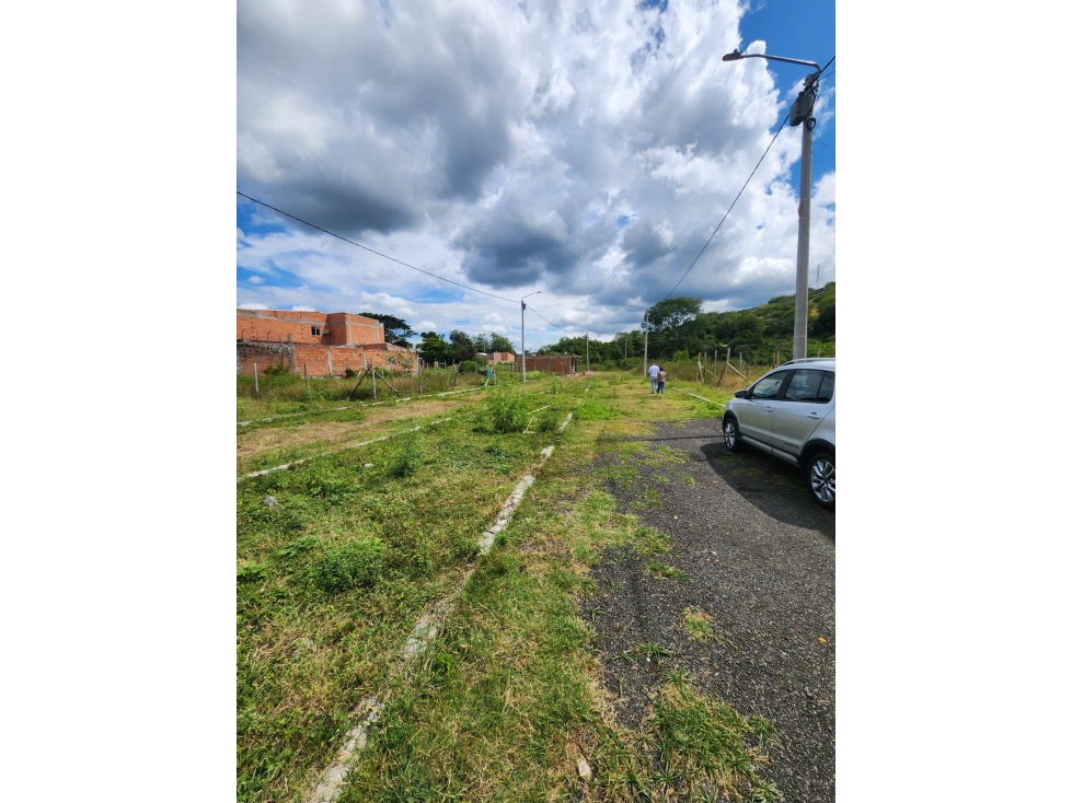 Lote en venta en Andalucía | 90 m² - 3