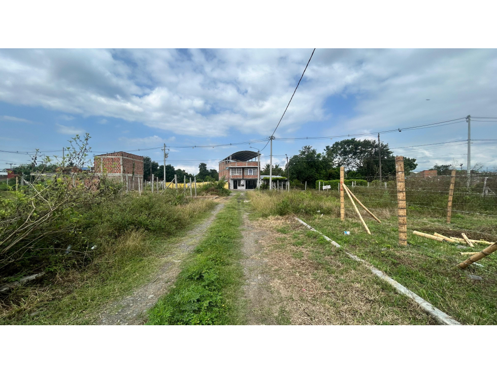 Lote en venta en Andalucía | 90 m² - 2