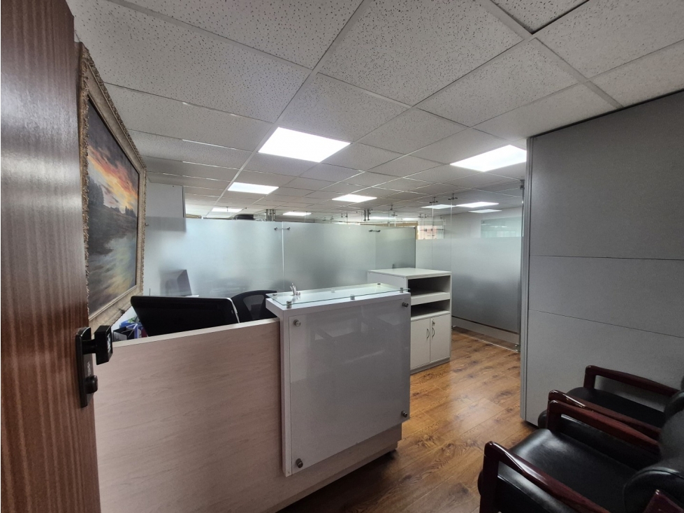 Estratégica Oficina de 58 m² Piso 7mo Exterior - Chicó