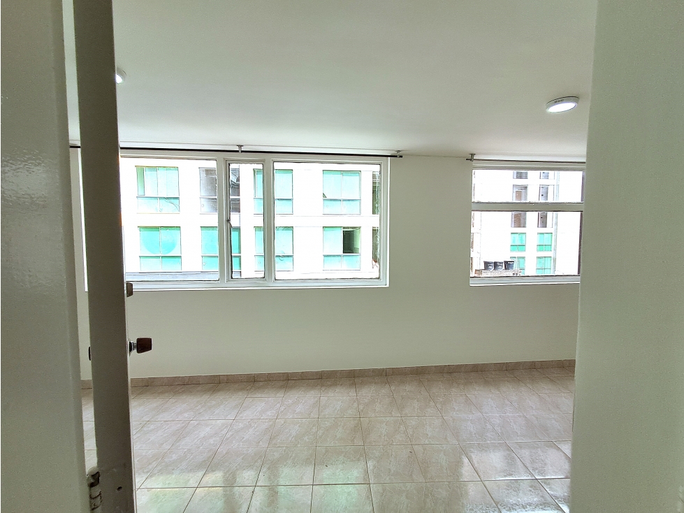 Arriendo Apartaestudio Centro