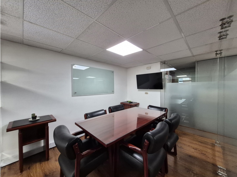 Estratégica Oficina de 58 m² Piso 7mo Exterior - Chicó — foto 2
