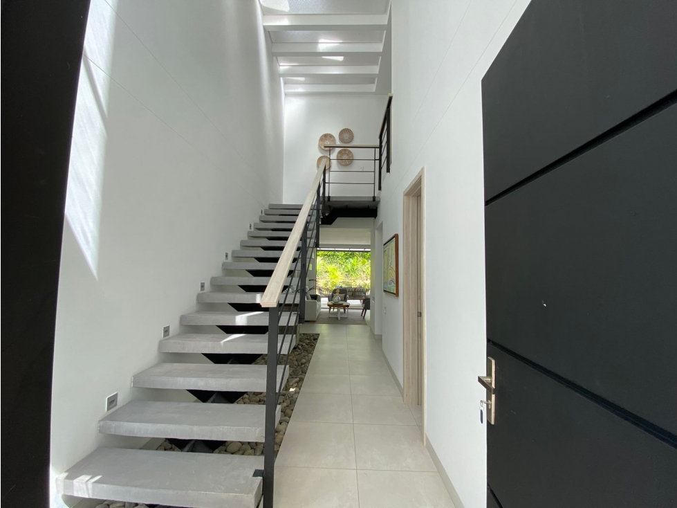 ESPECTACULAR HOMESUITE PARA VENTA A 2 MIN DEL CLUB CAMPESTRE — foto 5