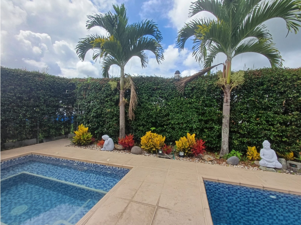 ESPECTACULAR CASA CAMPESTRE EN VENTA A 5 MN DEL CLUB CAMPESTRE — foto 6