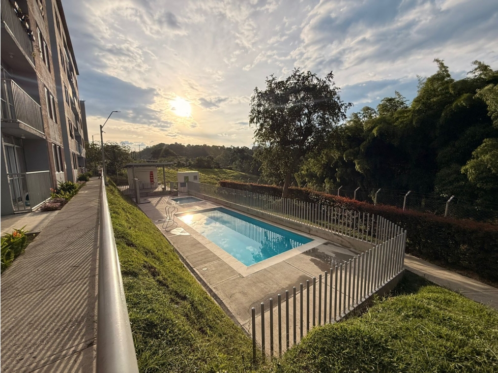 HERMOSO APARTAMENTO EN VENTA EN MONTENEGRO QUNDÍO — foto 2