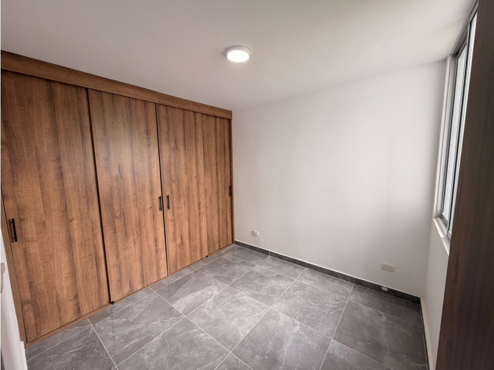 SE VENDE APARTAMENTO EN EL SUR DE ARMENIA LISTO PARA REMODELAR — foto 6